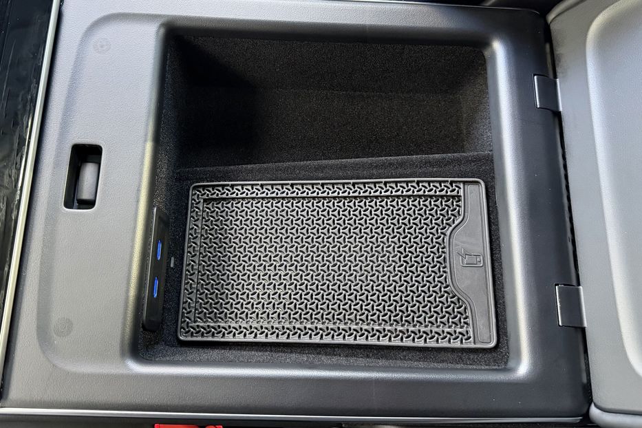 Продам Mercedes-Benz S-Class AMG 63e Long 2024 года в Киеве