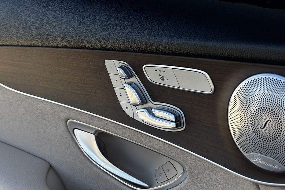Продам Mercedes-Benz GLC-Class GLC-Class 300 2020 года в Львове
