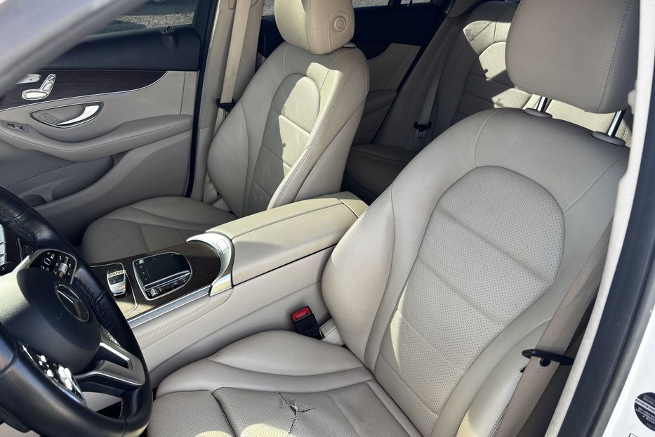 Продам Mercedes-Benz GLC-Class GLC-Class 300 2020 года в Львове