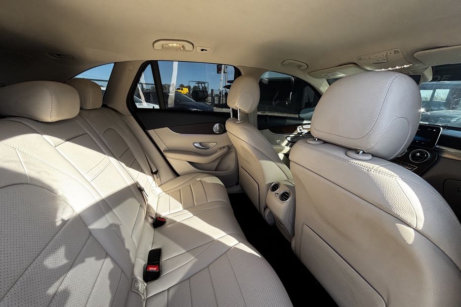 Продам Mercedes-Benz GLC-Class GLC-Class 300 2020 года в Львове