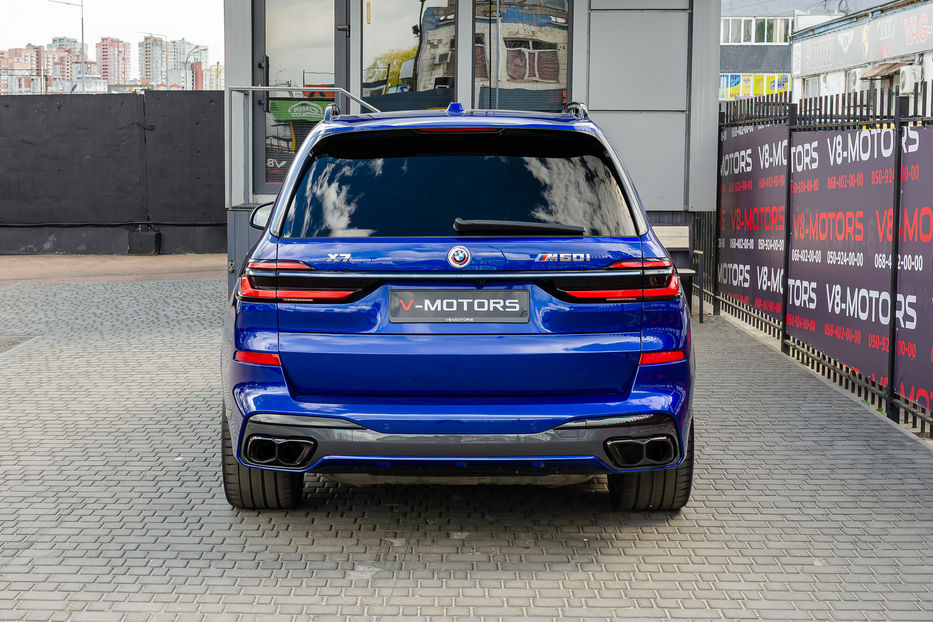 Продам BMW X7 M60i Xdrive 2023 года в Киеве