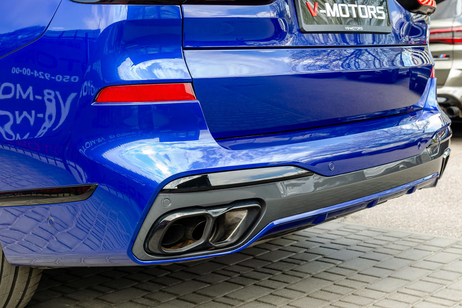 Продам BMW X7 M60i Xdrive 2023 года в Киеве