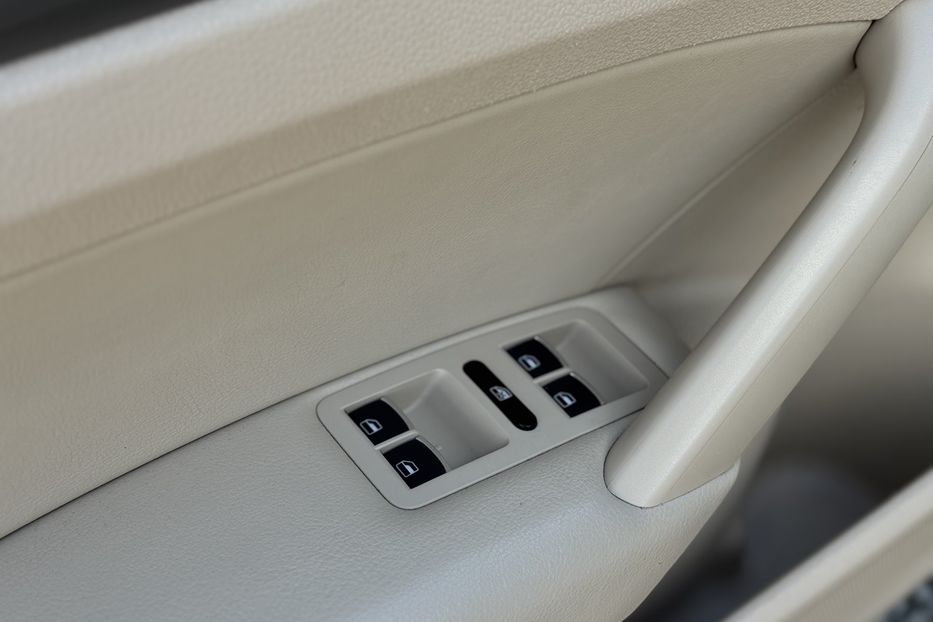 Продам Volkswagen Passat B7 COMIS  2014 года в г. Умань, Черкасская область