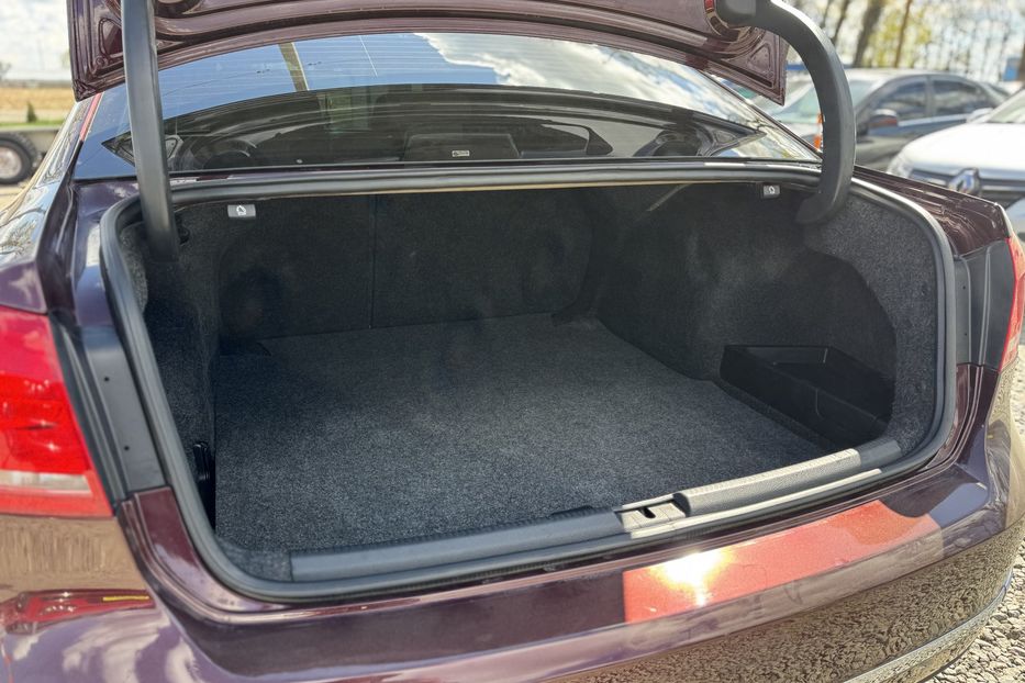 Продам Volkswagen Passat B7 COMIS  2014 года в г. Умань, Черкасская область