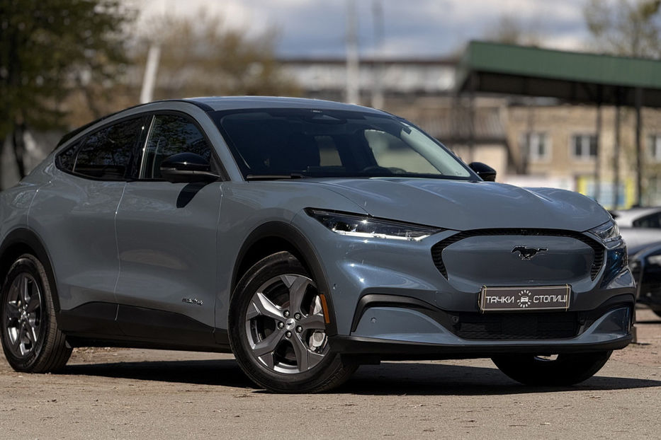 Продам Ford Mustang Mach-E 2023 года в Киеве