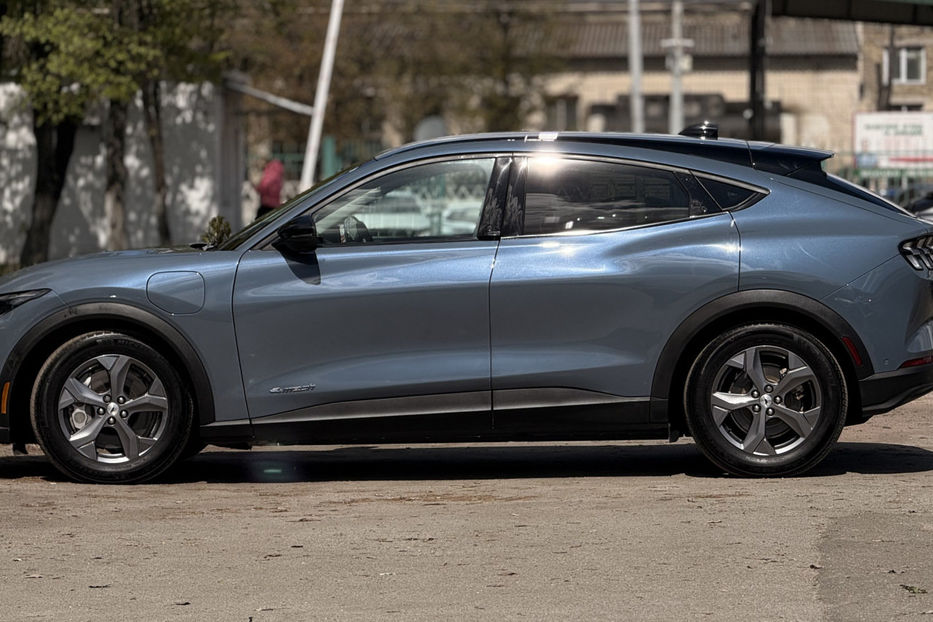 Продам Ford Mustang Mach-E 2023 года в Киеве