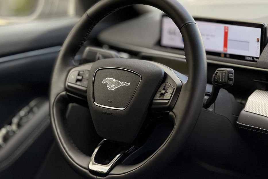 Продам Ford Mustang Mach-E 2023 года в Киеве