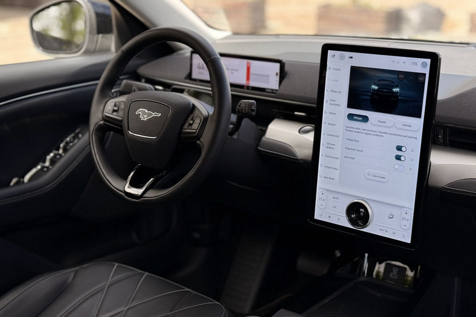 Продам Ford Mustang Mach-E 2023 года в Киеве