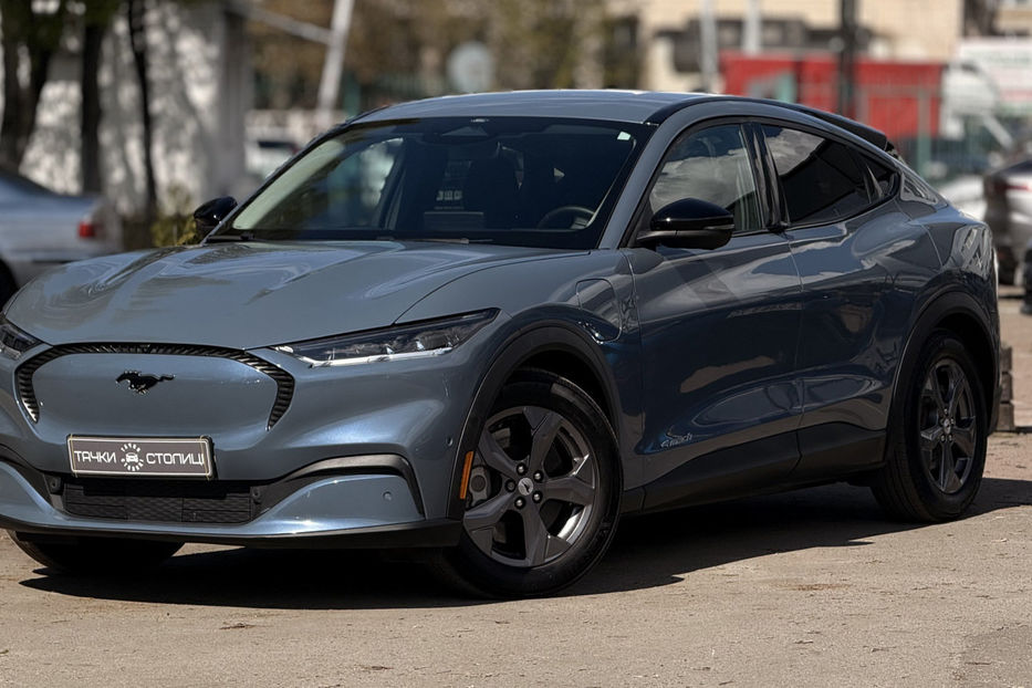 Продам Ford Mustang Mach-E 2023 года в Киеве