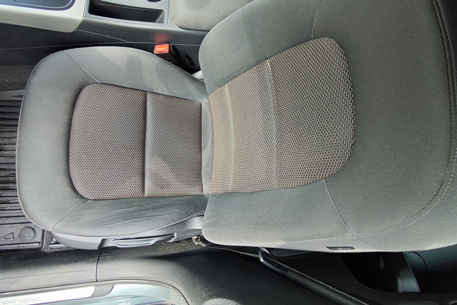 Продам Audi A4 Allroad 2.0 TFSI AT (211 к.с.) Quattro 2011 года в Киеве