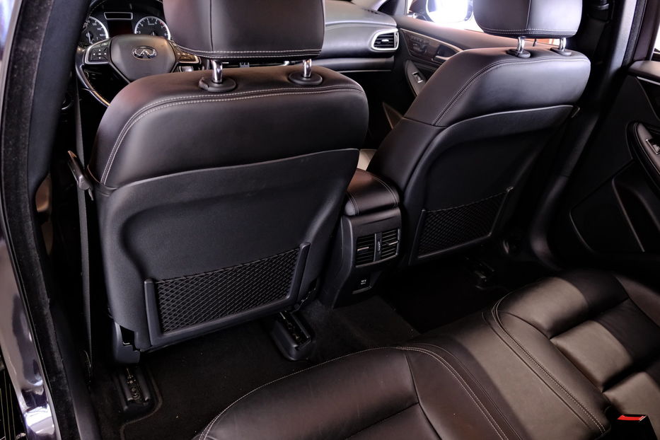 Продам Infiniti QX30 2017 года в Одессе