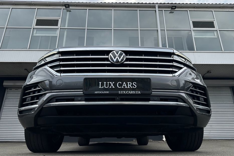 Продам Volkswagen Touareg TDI Elegance  2021 года в Киеве