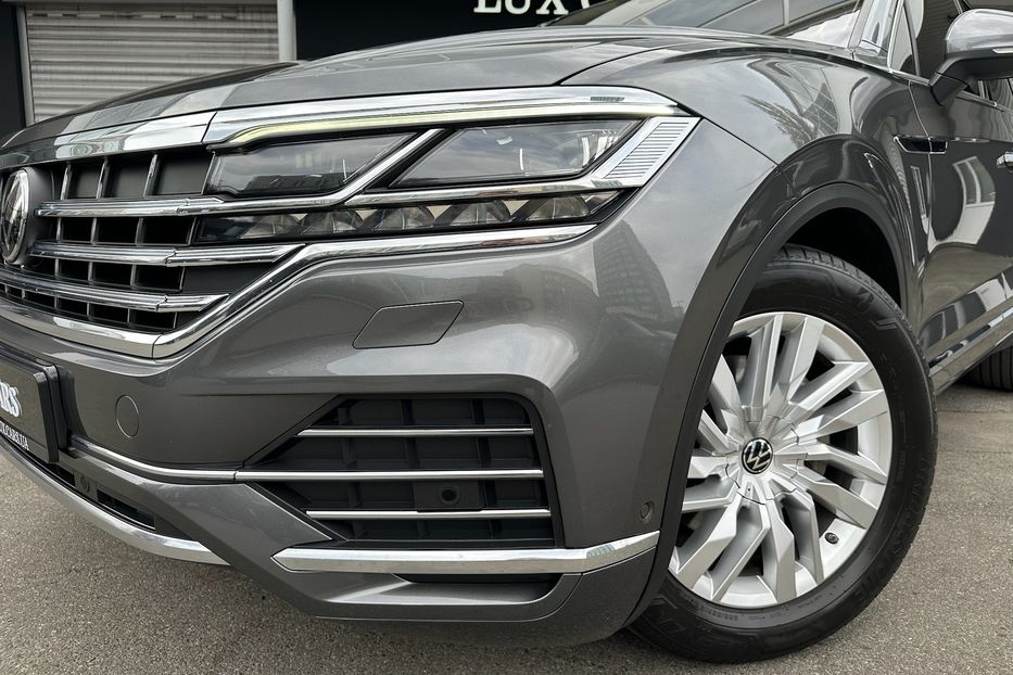 Продам Volkswagen Touareg TDI Elegance  2021 года в Киеве
