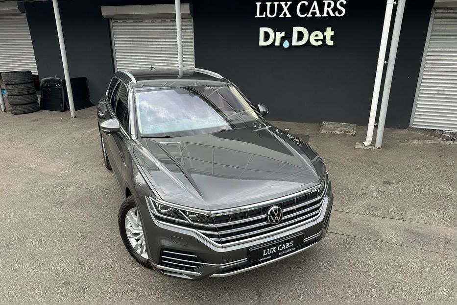 Продам Volkswagen Touareg TDI Elegance  2021 года в Киеве