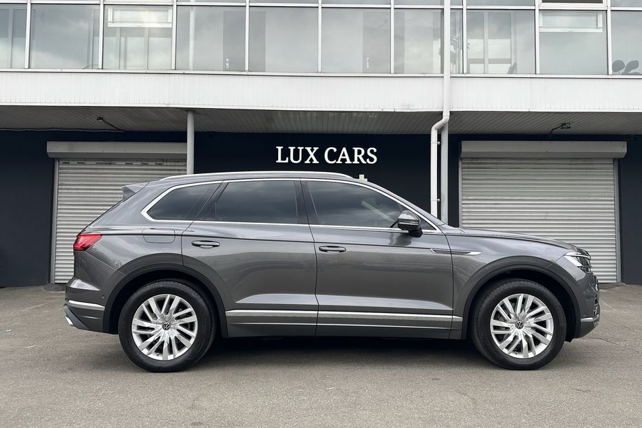 Продам Volkswagen Touareg TDI Elegance  2021 года в Киеве