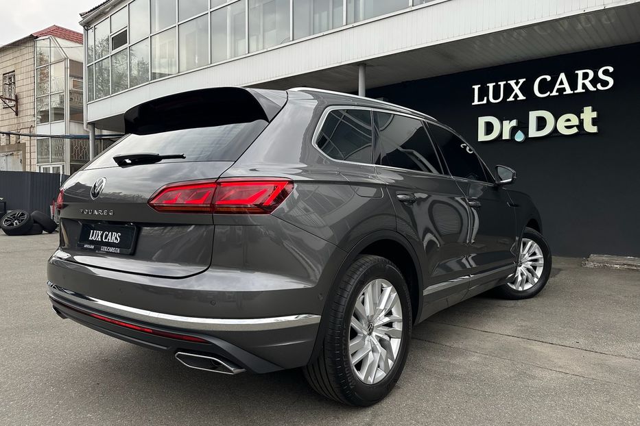 Продам Volkswagen Touareg TDI Elegance  2021 года в Киеве