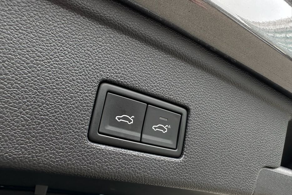 Продам Volkswagen Touareg TDI Elegance  2021 года в Киеве