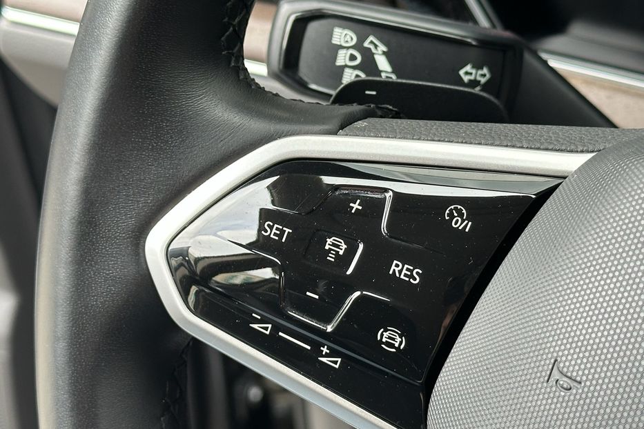 Продам Volkswagen Touareg TDI Elegance  2021 года в Киеве