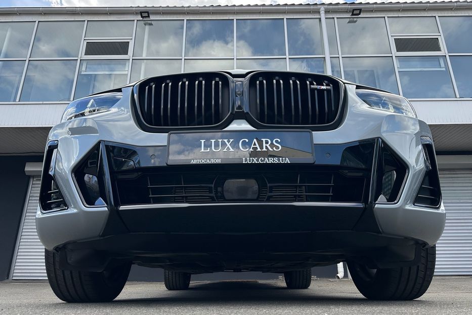 Продам BMW X4 M40i xDrive 2022 года в Киеве