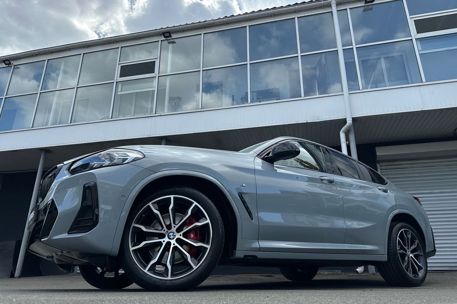 Продам BMW X4 M40i xDrive 2022 года в Киеве
