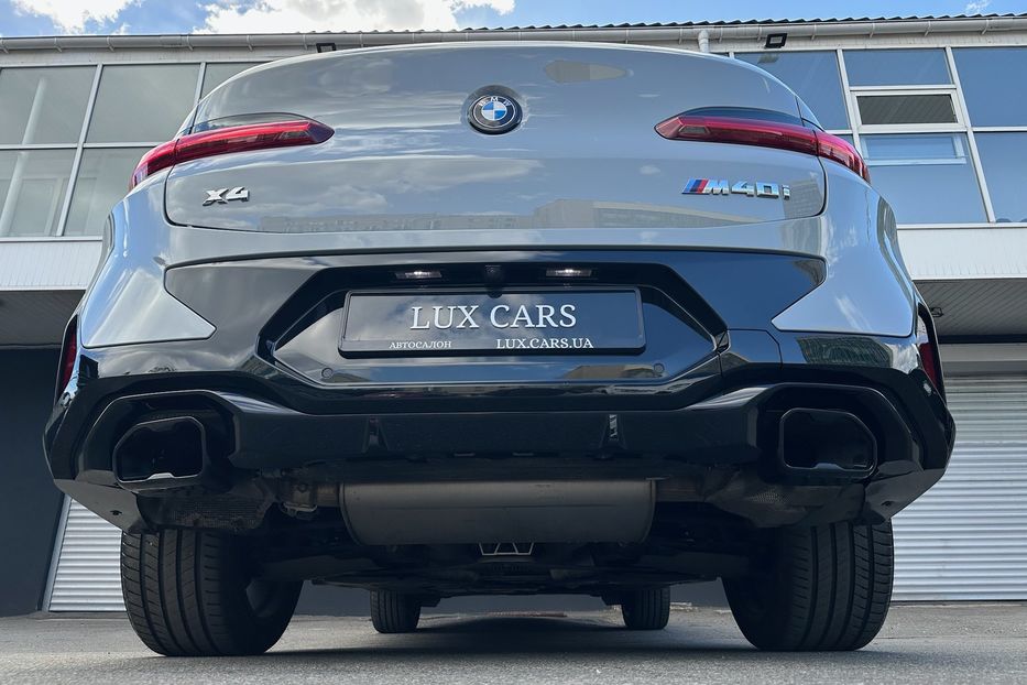 Продам BMW X4 M40i xDrive 2022 года в Киеве