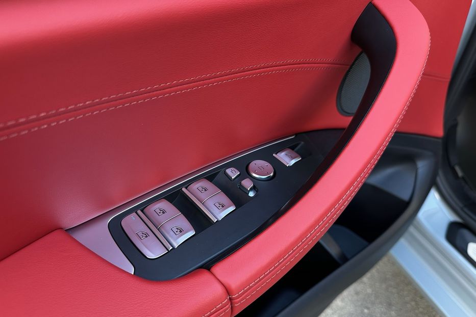 Продам BMW X4 M40i xDrive 2022 года в Киеве