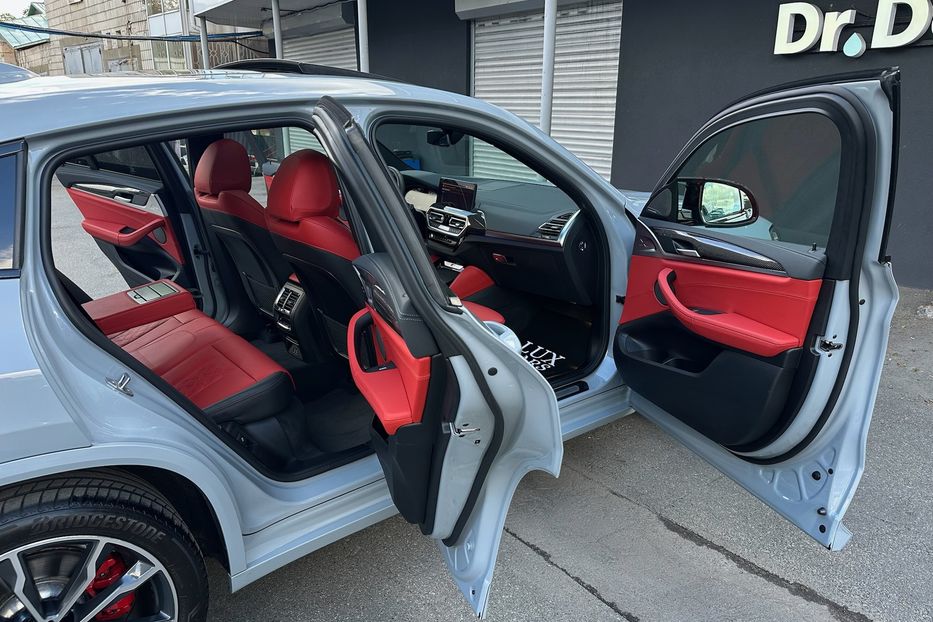 Продам BMW X4 M40i xDrive 2022 года в Киеве