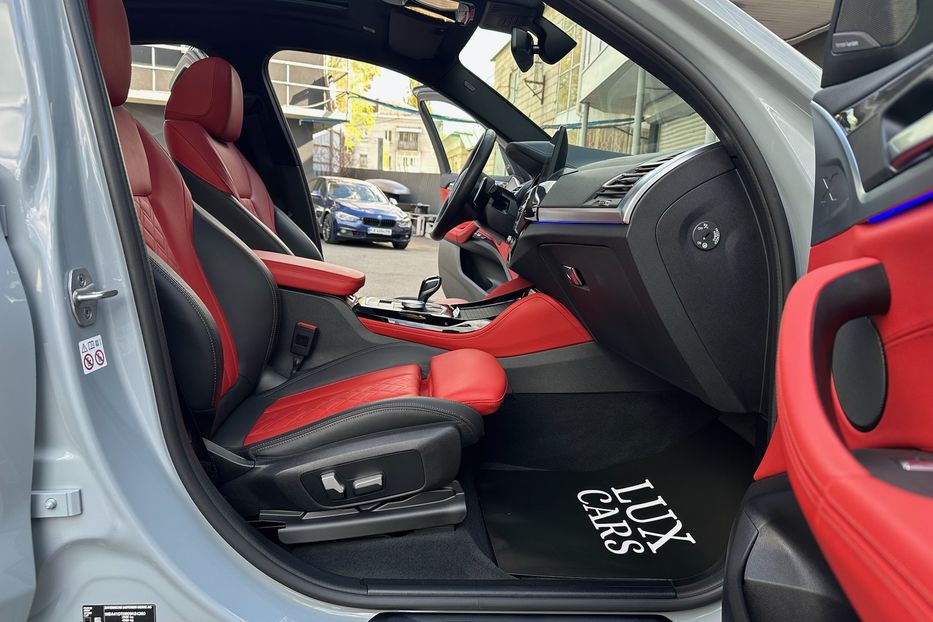 Продам BMW X4 M40i xDrive 2022 года в Киеве