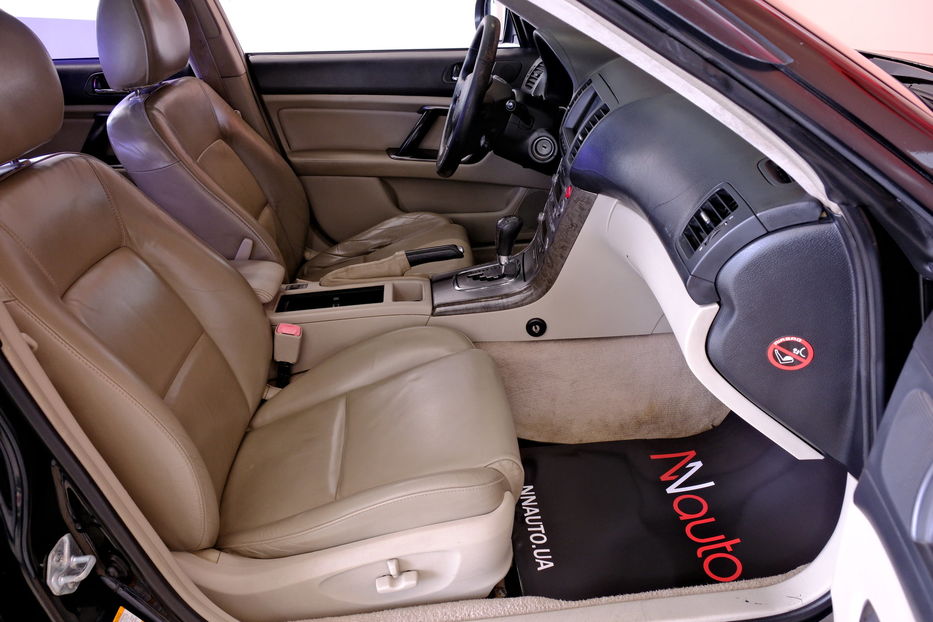 Продам Subaru Outback 2004 года в Одессе