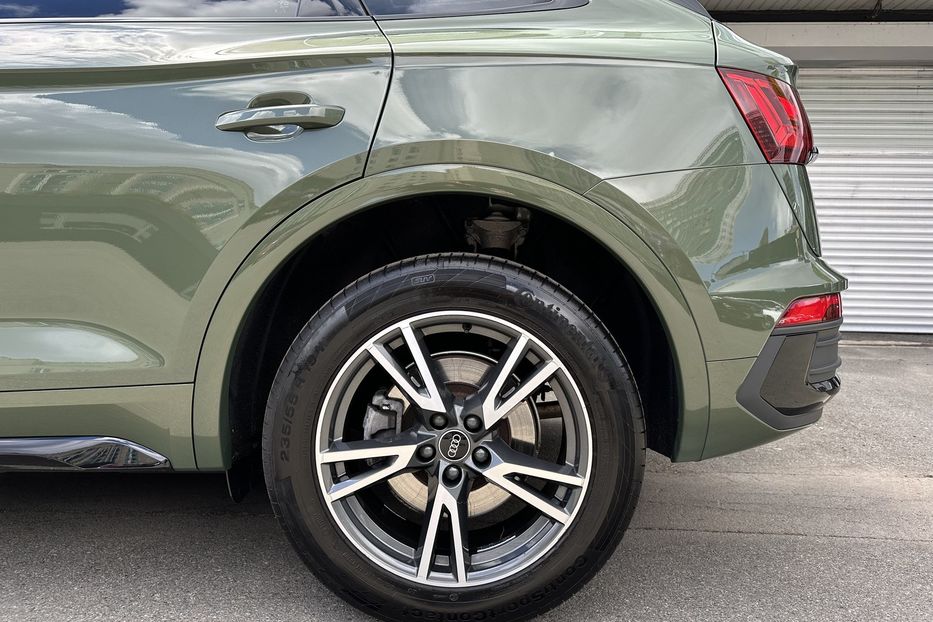 Продам Audi Q5 40TDI S-Line 2023 года в Киеве