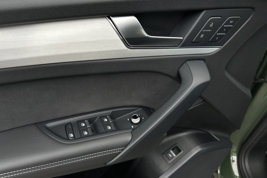 Продам Audi Q5 40TDI S-Line 2023 года в Киеве