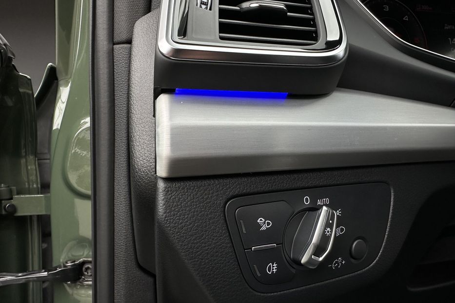 Продам Audi Q5 40TDI S-Line 2023 года в Киеве