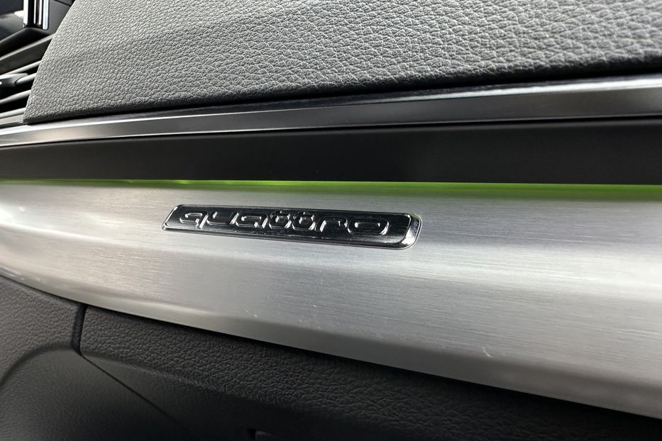 Продам Audi Q5 40TDI S-Line 2023 года в Киеве