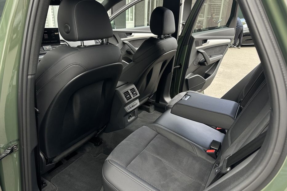 Продам Audi Q5 40TDI S-Line 2023 года в Киеве