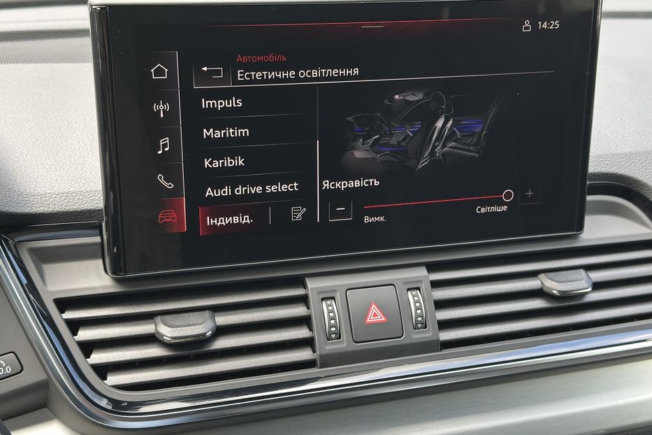 Продам Audi Q5 40TDI S-Line 2023 года в Киеве