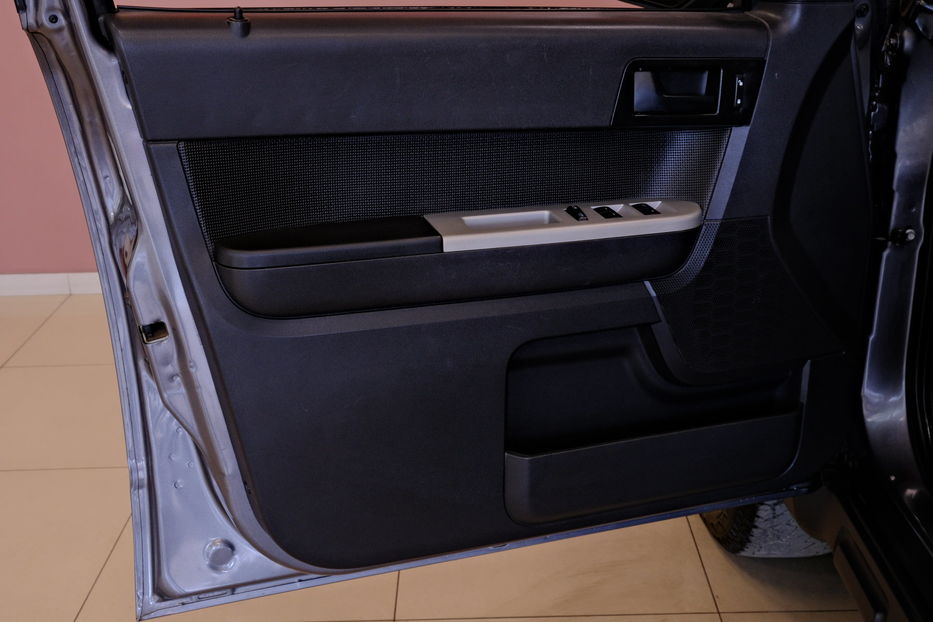 Продам Ford Escape 2011 года в Одессе