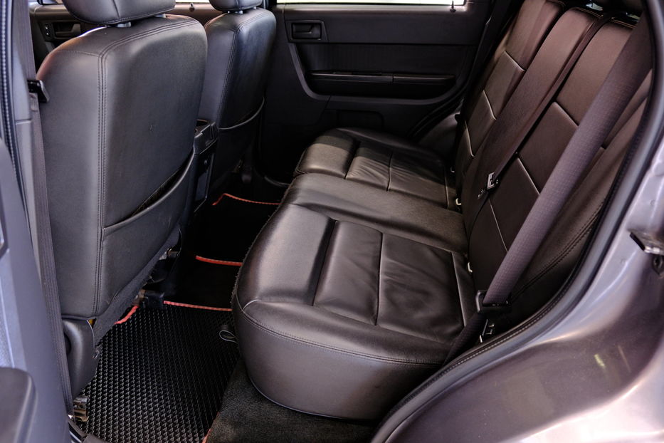 Продам Ford Escape 2011 года в Одессе