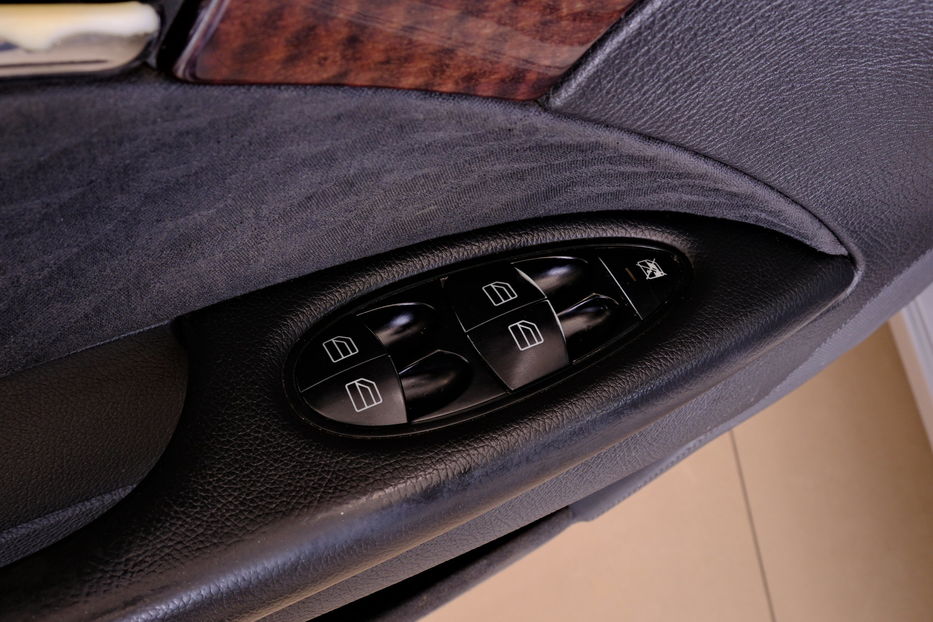 Продам Mercedes-Benz E-Class 220d 2005 года в Одессе