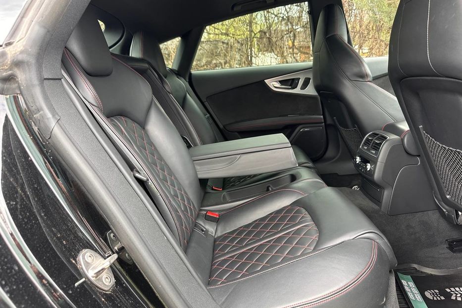 Продам Audi A7 S7 2017 года в Черновцах