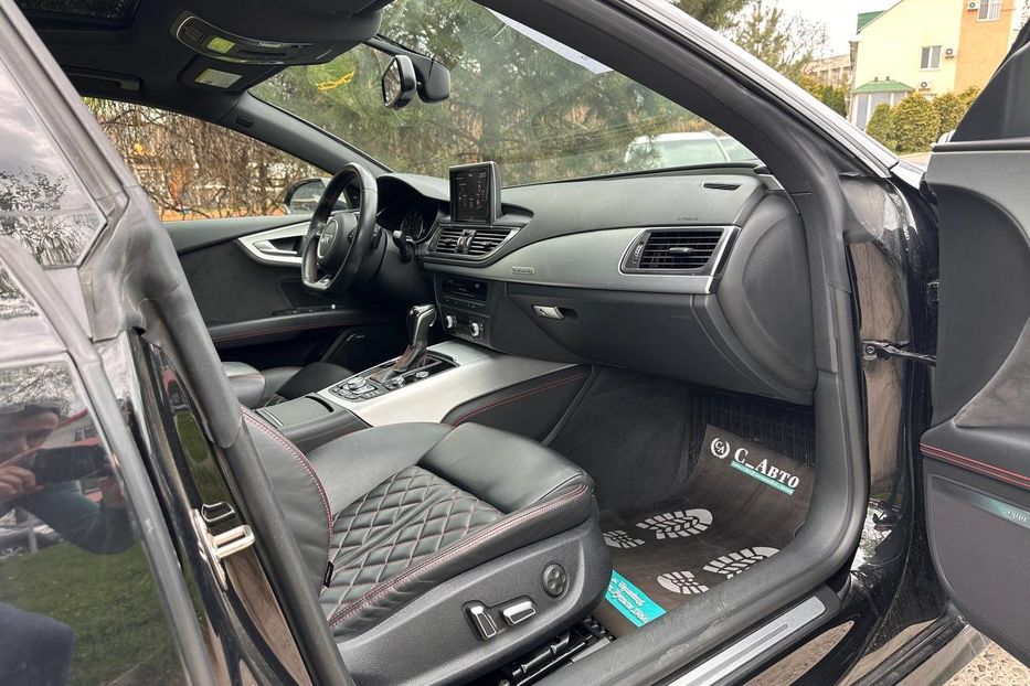 Продам Audi A7 S7 2017 года в Черновцах