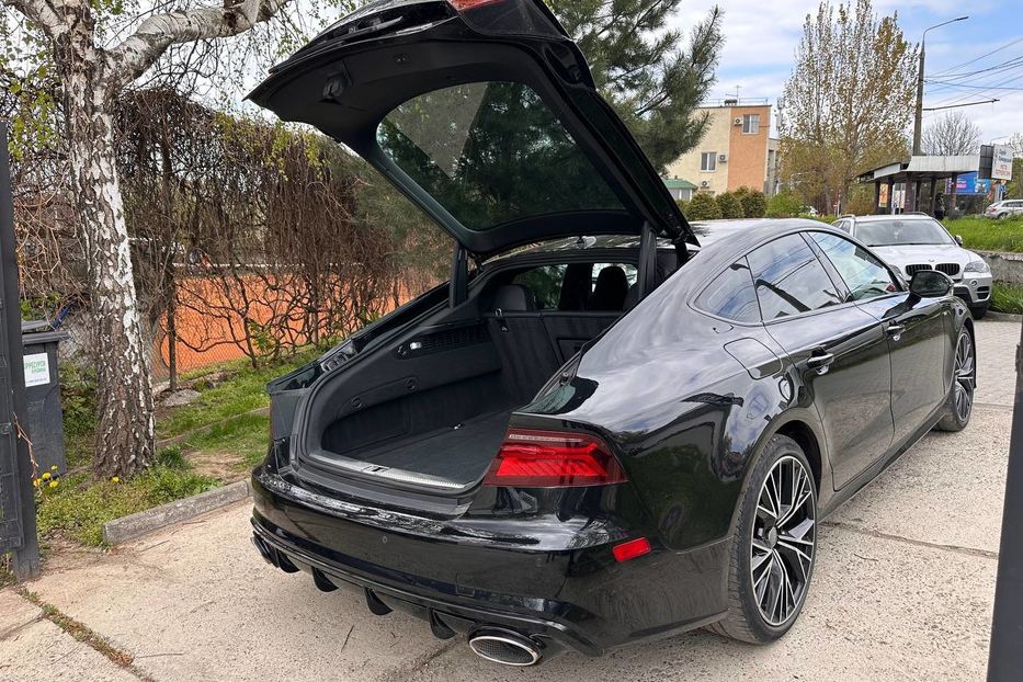 Продам Audi A7 S7 2017 года в Черновцах
