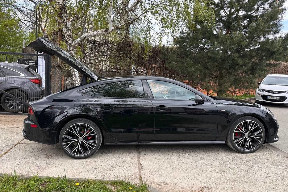 Продам Audi A7 S7 2017 года в Черновцах