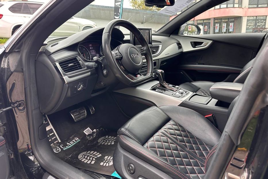 Продам Audi A7 S7 2017 года в Черновцах