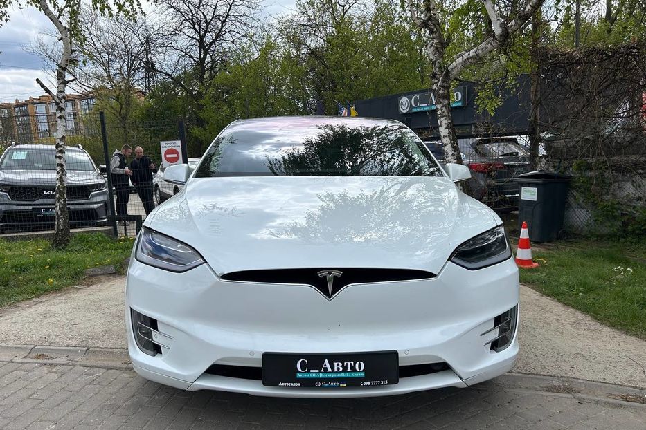 Продам Tesla Model X 90кв 2016 года в Черновцах
