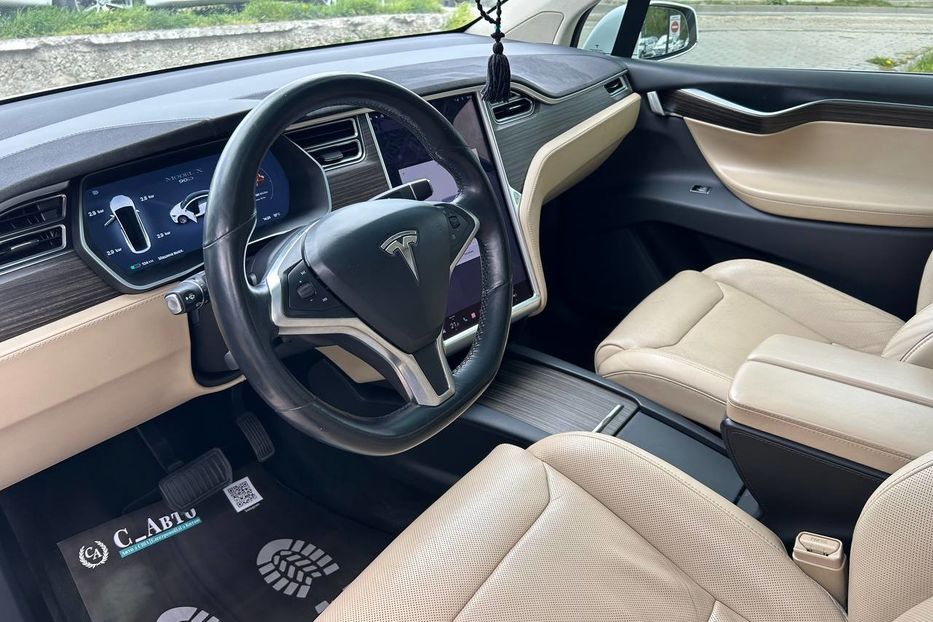 Продам Tesla Model X 90кв 2016 года в Черновцах