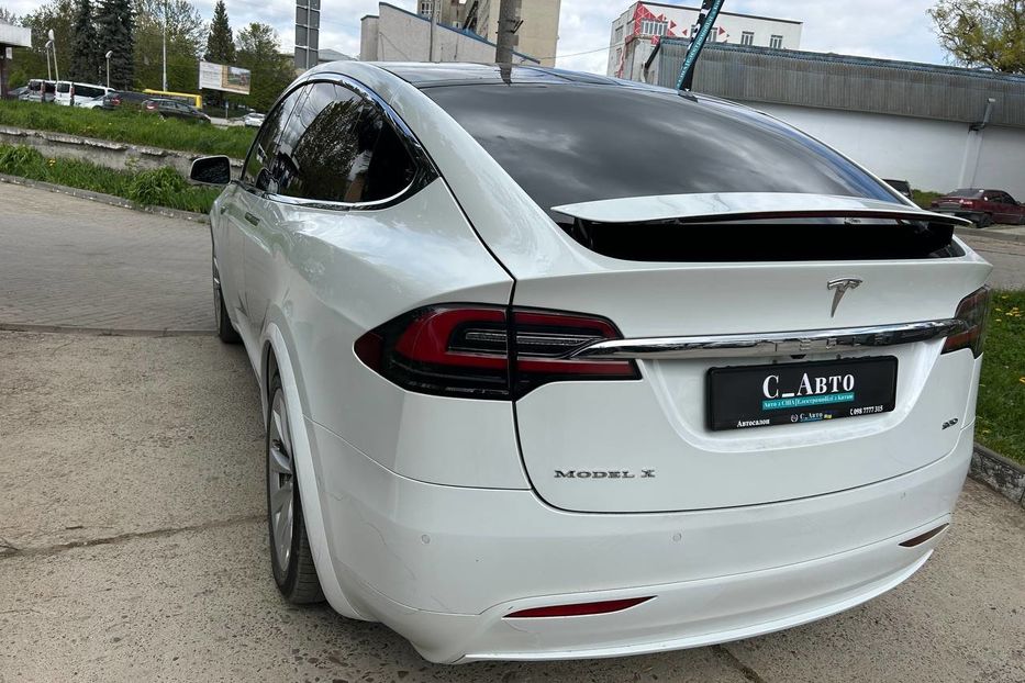Продам Tesla Model X 90кв 2016 года в Черновцах