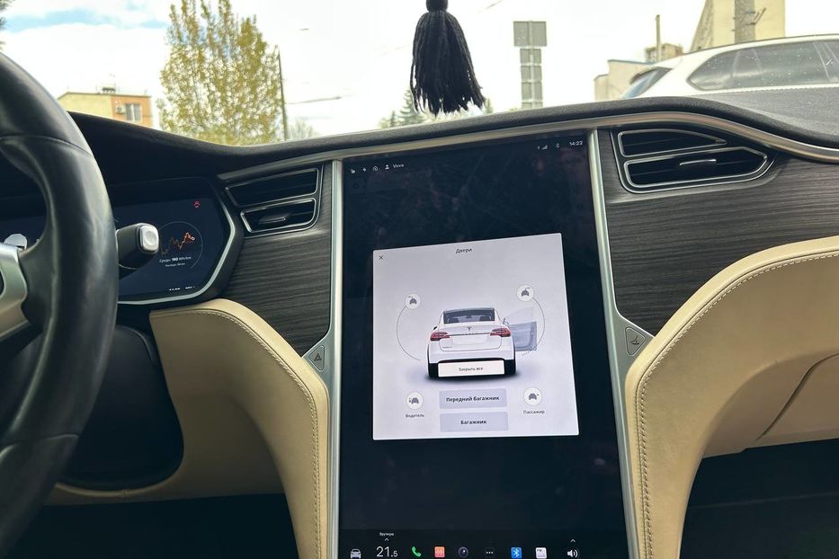 Продам Tesla Model X 90кв 2016 года в Черновцах