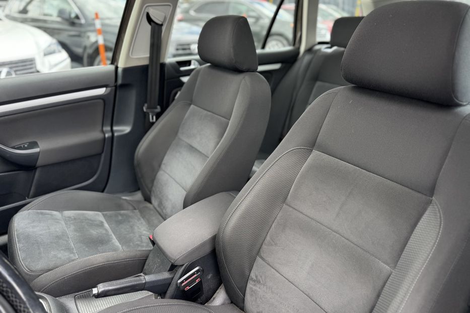 Продам Volkswagen Golf  VI (COMIS) 2010 года в г. Умань, Черкасская область
