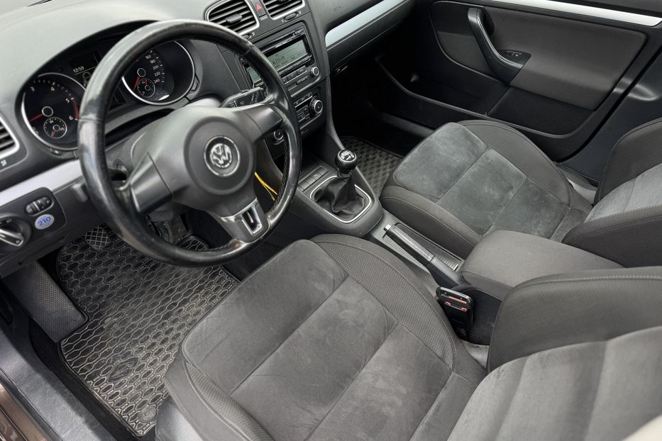 Продам Volkswagen Golf  VI (COMIS) 2010 года в г. Умань, Черкасская область