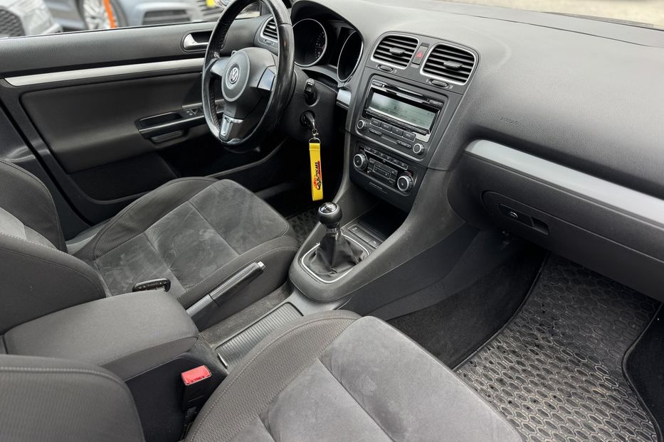 Продам Volkswagen Golf  VI (COMIS) 2010 года в г. Умань, Черкасская область